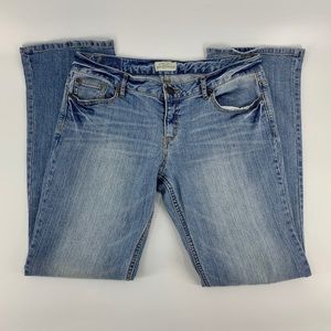 Aeropostale Chelsea Boot Cut Light Wash Jeans